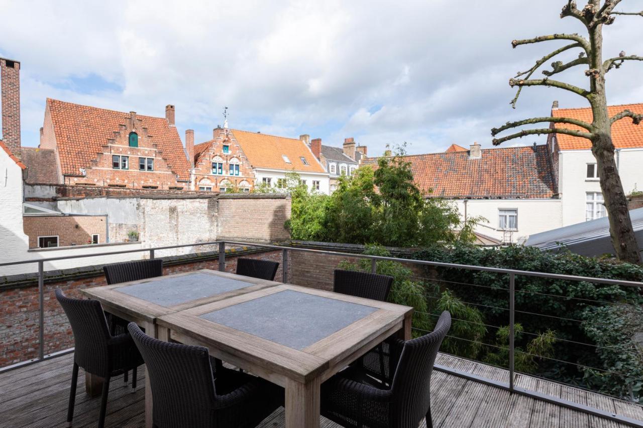 Dukes' Apartments Grand Place Bruges Exterior photo